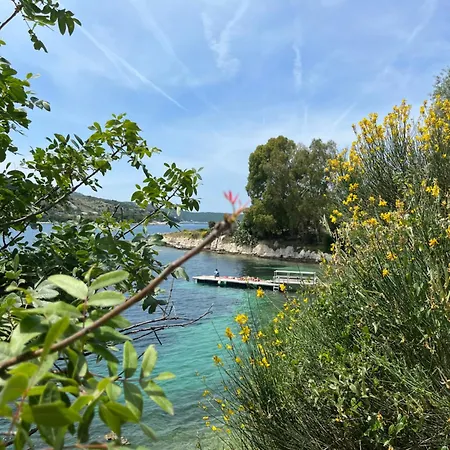 Nissos Kerkyra Loft Corfu (city)